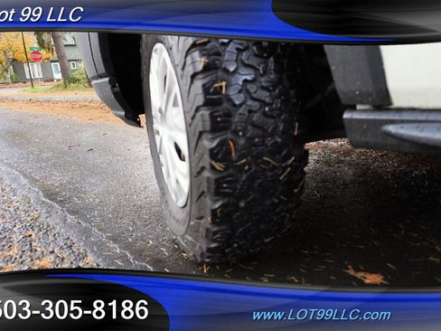 Used 2017 Ford Transit 150 XLT image 4