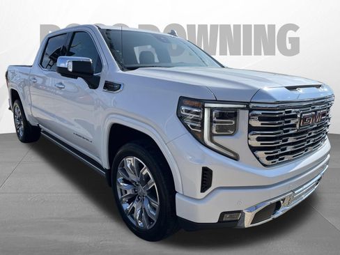 Used 2024 GMC Sierra 1500 Denali w/ Denali Reserve Package AWD/4WD image 3