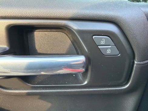 Used 2021 GMC Sierra 1500 Elevation AWD/4WD image 10