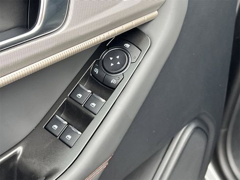 New 2026 Ford Explorer Active w/ Active Comfort Package image 15