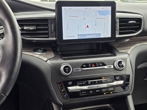 Used 2020 Ford Explorer Limited RWD image 8