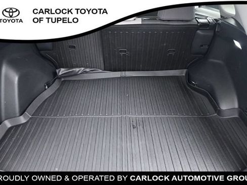 Used 2025 Toyota RAV4 XLE w/ Convenience Package FWD image 15