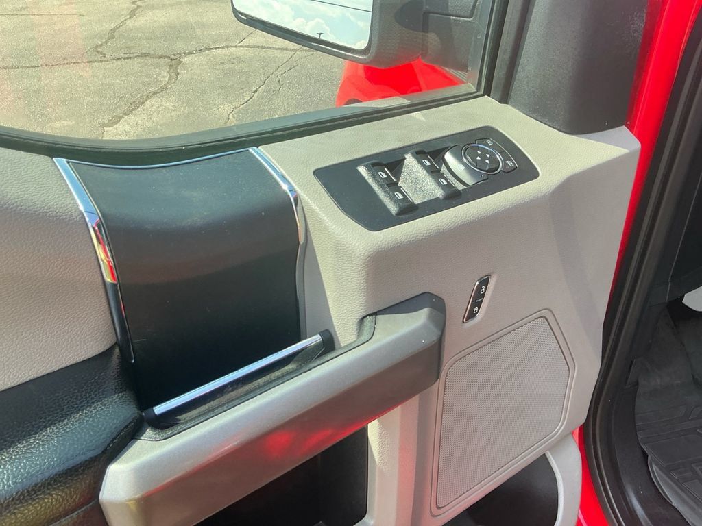 Used 2019 Ford F150 XLT AWD/4WD image 16
