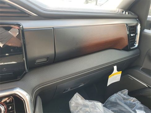 New 2026 GMC Sierra 2500 Denali w/ Denali Reserve Package image 26