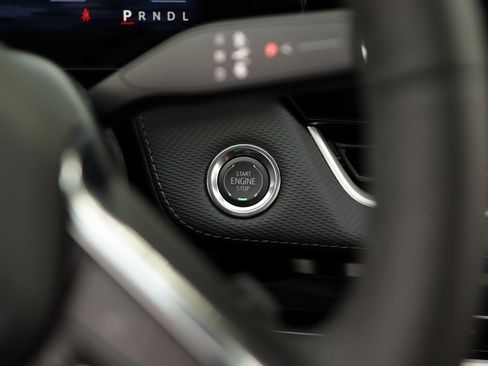 New 2026 Chevrolet Equinox LT w/ Convenience Package II image 20