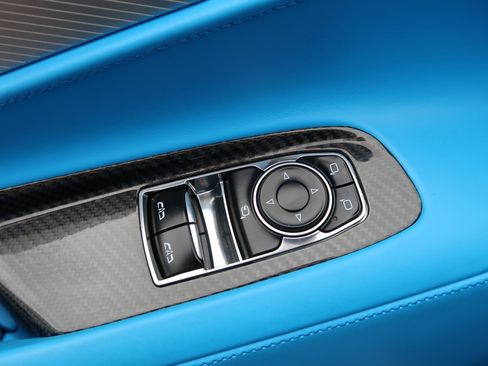 Used 2020 Chevrolet Corvette Stingray Premium Cpe w/ 3LT Preferred Equipment Group RWD image 19