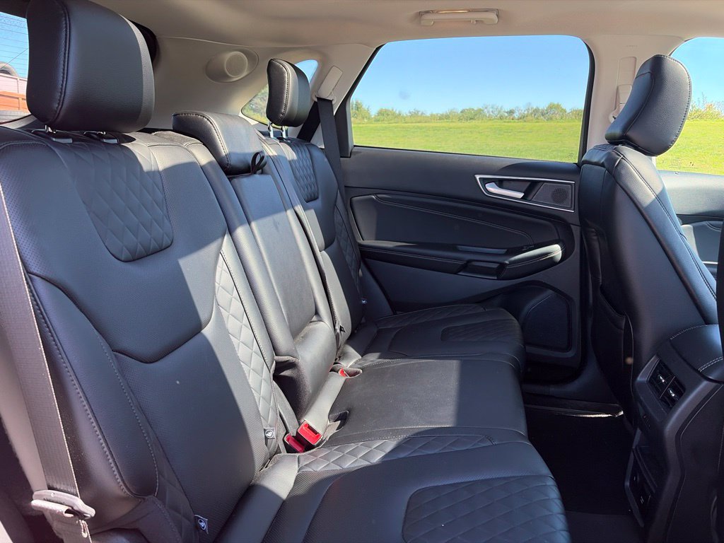 Used 2024 Ford Edge Titanium w/ Equipment Group 301A AWD/4WD image 10