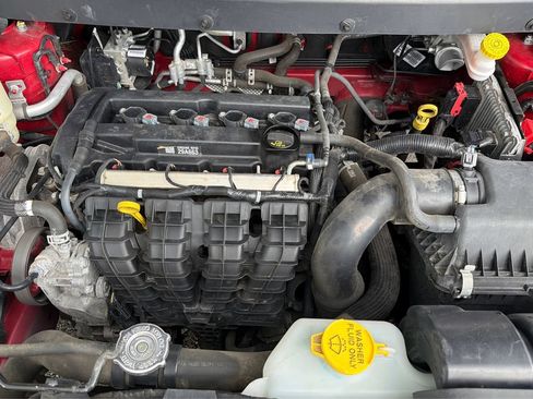 Used 2020 Dodge Journey SE w/ SE Popular Equipment Group FWD image 22