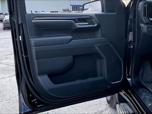 Used 2024 GMC Sierra 1500 Elevation w/ LPO, Elevation Black Package image 21