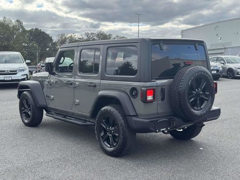 Used 2021 Jeep Wrangler Sport image 23
