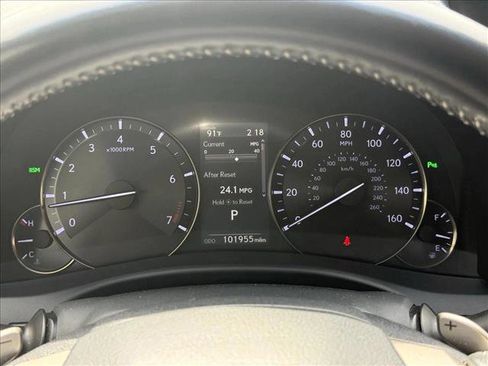 Used 2017 Lexus GS 350 w/ Preferred Accessory Package RWD image 11