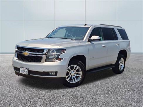 Used 2015 Chevrolet Tahoe LT w/ Luxury Package RWD image 1