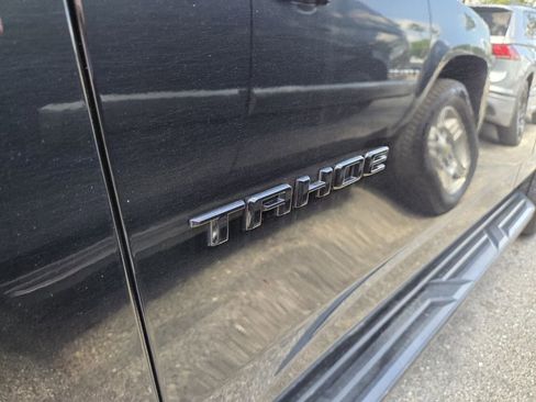Used 2023 Chevrolet Tahoe RST w/ Luxury Package AWD/4WD image 4