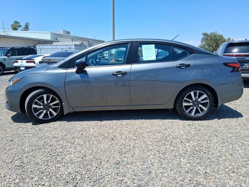 Used 2023 Nissan Versa S w/ S Plus Package FWD image 2