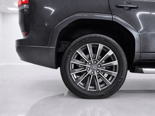 Used 2024 Lexus GX 550 w/ Accessory Package (Z1) AWD/4WD image 8