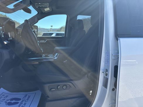 New 2026 Chevrolet Silverado 3500 LT w/ Convenience Package image 14