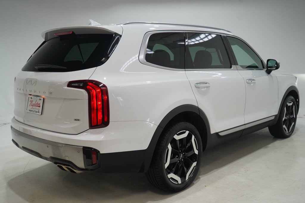 Used 2025 Kia Telluride S AWD/4WD image 8