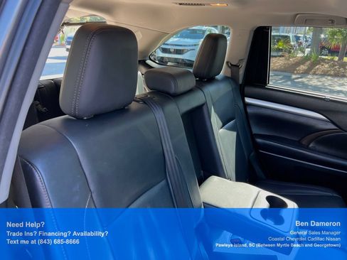 Used 2015 Toyota Highlander XLE AWD/4WD image 22