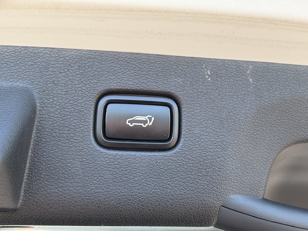 Used 2023 Kia Sportage X-Line w/ X-Line Premium Package AWD/4WD image 9