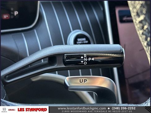 Used 2024 Mercedes-Benz C 43 AMG 4MATIC Sedan image 26