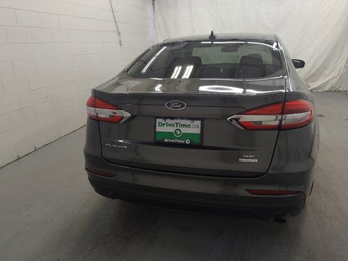 Used 2020 Ford Fusion SE image 7