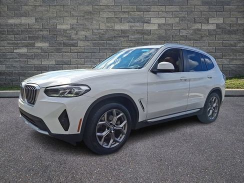 Used 2024 BMW X3 xDrive30i w/ Premium Package AWD/4WD image 3
