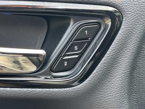 Used 2023 Dodge Durango R/T RWD image 32