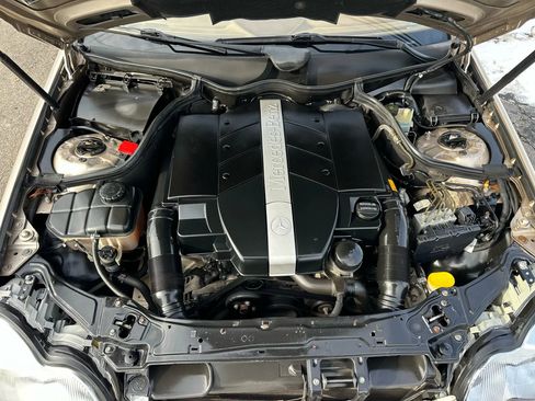 Used 2001 Mercedes-Benz C 320 Sedan image 37