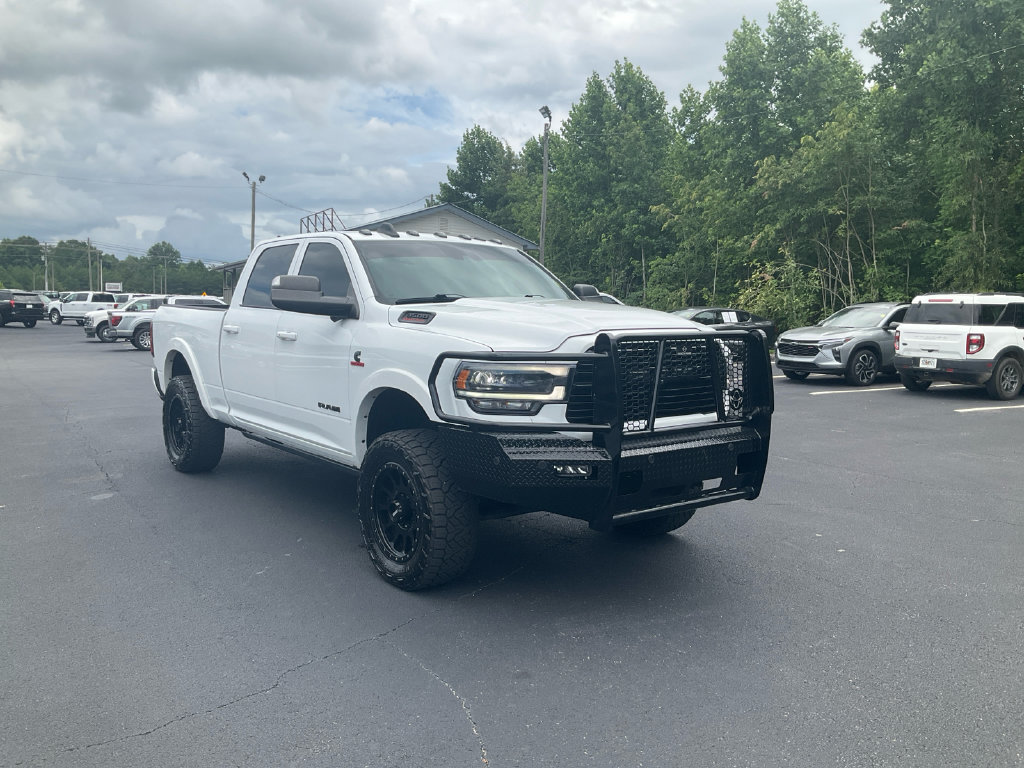 Used 2020 RAM 3500 Laramie AWD/4WD image 3