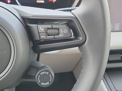 New 2026 Porsche Macan Electric image 30