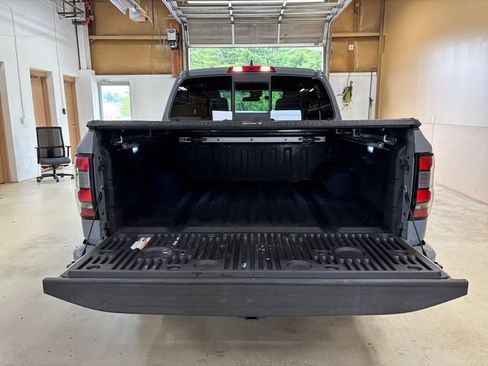 Used 2022 Nissan Frontier PRO-4X AWD/4WD image 24