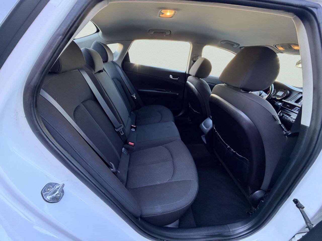 Used 2016 Kia Optima LX FWD image 23