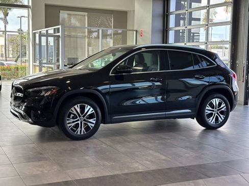 Certified 2025 Mercedes-Benz GLA 250 image 8