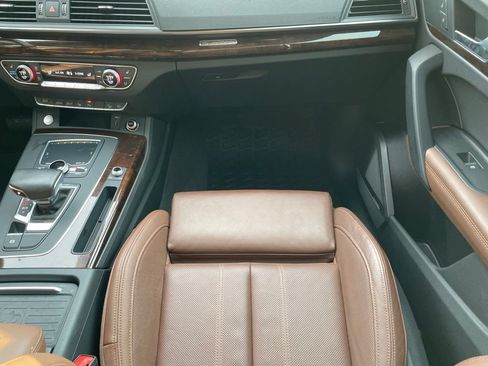 Used 2020 Audi Q5 Prestige AWD/4WD image 24