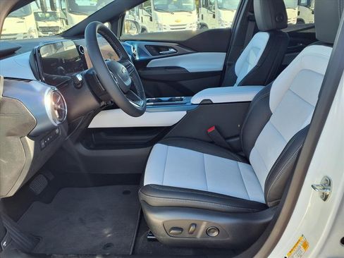 New 2026 Chevrolet Equinox EV LT w/ Convenience Package II image 6