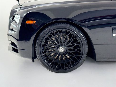 Used 2018 Rolls-Royce Dawn RWD image 35