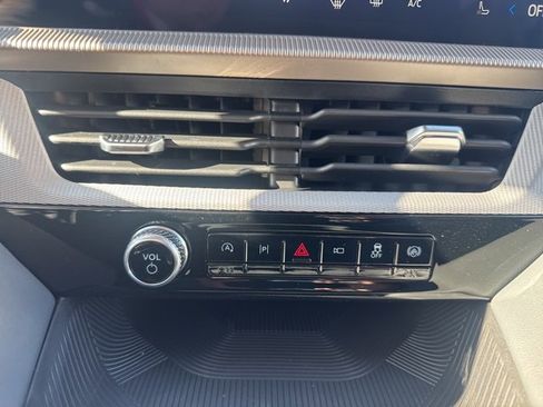 New 2026 Ford Explorer Active w/ Active Comfort Package image 34