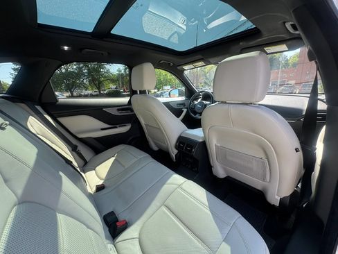 Used 2017 Jaguar F-PACE Prestige AWD/4WD image 14