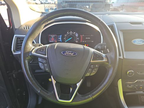 Used 2017 Ford Edge SEL w/ Equipment Group 201A FWD image 5