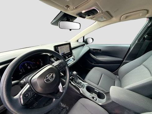 Used 2026 Toyota Corolla LE FWD image 20