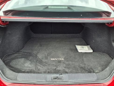 Used 2024 Nissan Sentra SV FWD image 26
