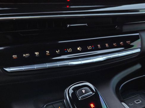 Used 2023 Cadillac Escalade Sport Platinum w/ LPO, Floor Liner Package image 21