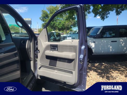 Used 2006 Ford F150 XLT RWD image 16