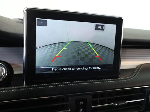 Used 2020 Lincoln Corsair FWD w/ Premium Package image 6