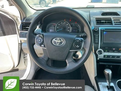 Used 2013 Toyota Camry LE FWD image 21