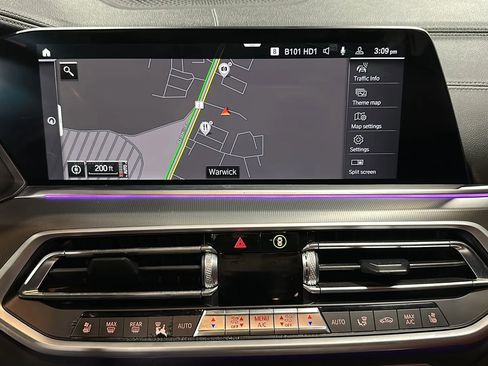 Used 2022 BMW X6 M50i w/ Parking Assistance Package image 22