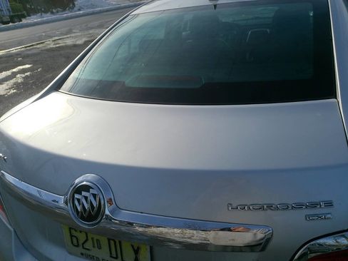 Used 2011 Buick LaCrosse CXL image 10