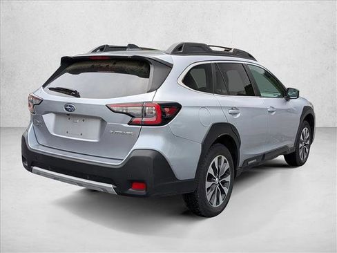 Used 2024 Subaru Outback Limited AWD/4WD image 5