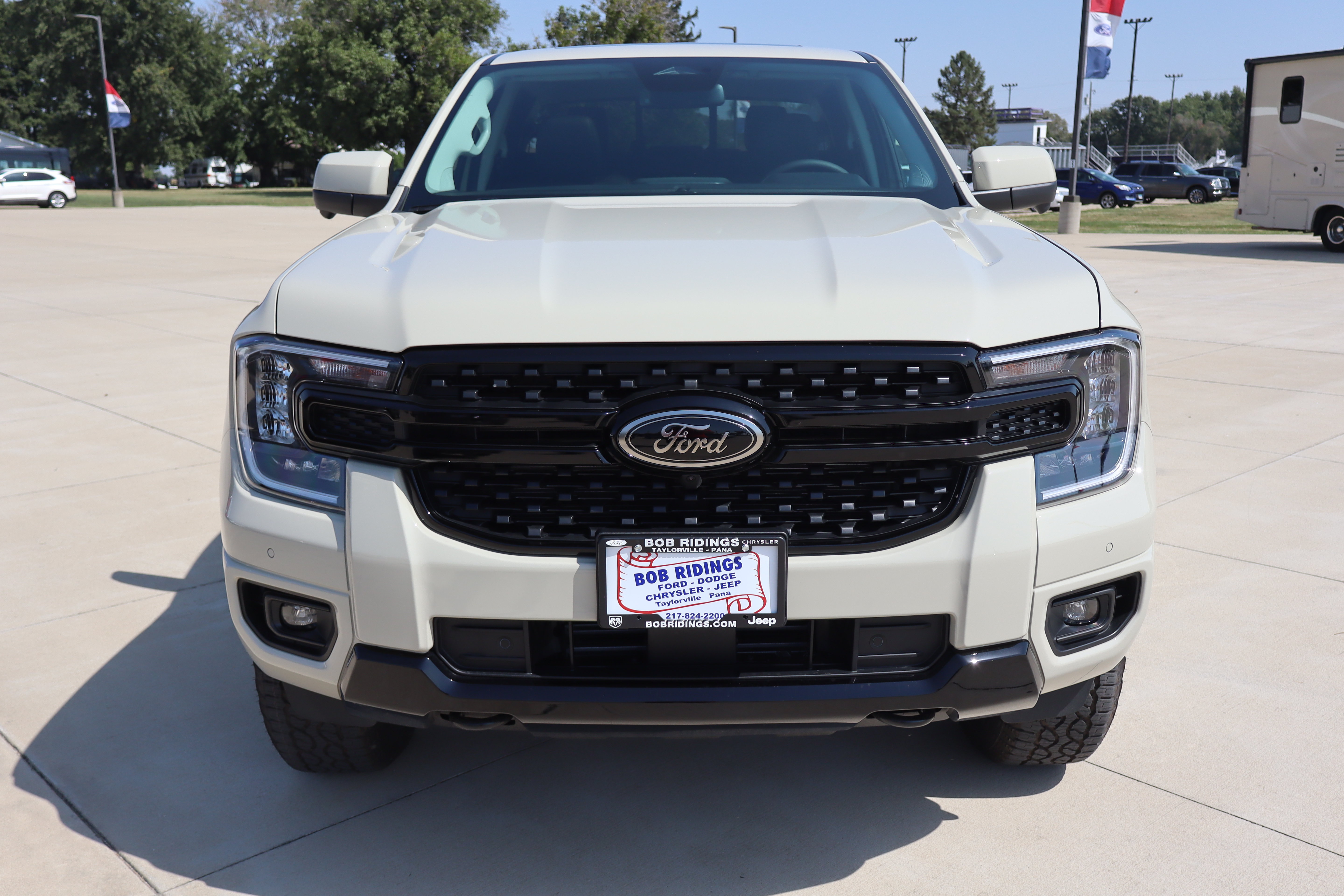 New 2026 Ford Ranger Lariat w/ FX4 Off-Road Package AWD/4WD image 2