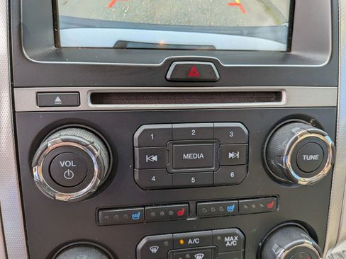 Used 2017 Ford Expedition EL XLT w/ Equipment Group 202A image 60